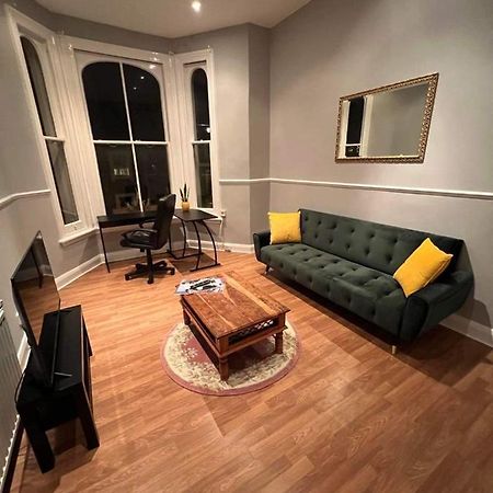 ロンドンCentral, Cozy Victorian Flat Next To Harrodsアパートメント エクステリア 写真